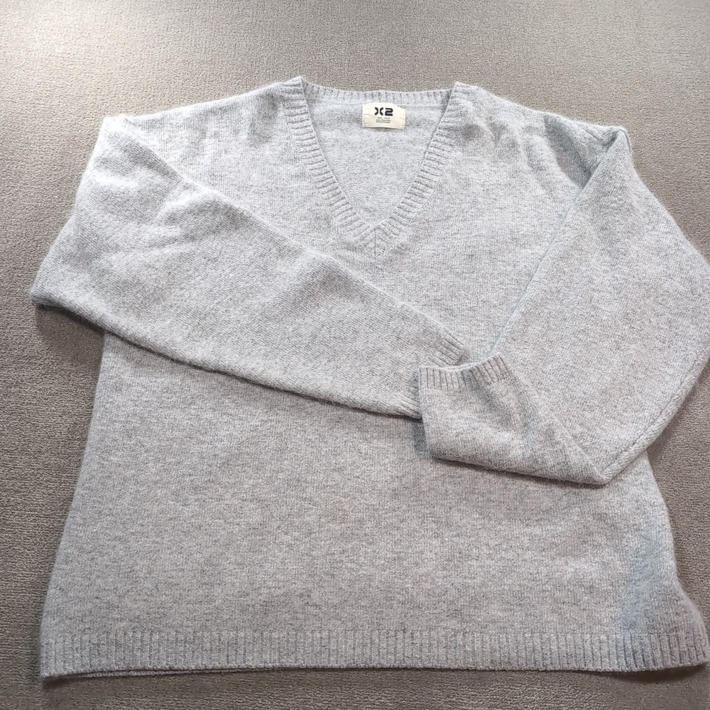 X2 Wool V-Neck Sweater‎ Gray Korea Made Medium Soft Minimalist Classic Large